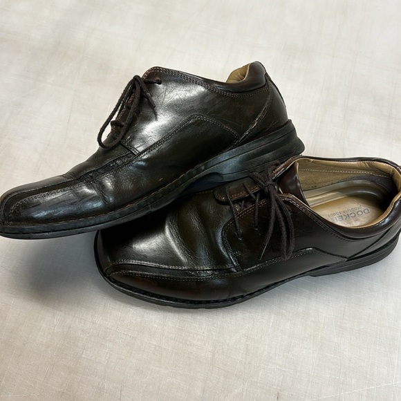 0824-04 Dockers ProStyle Shoes - Picture 2 of 6